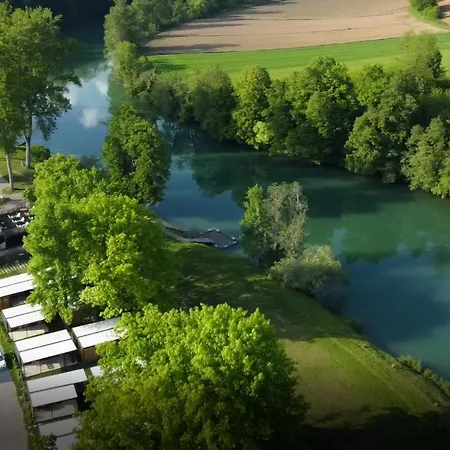 Sindi's Tiny House By Kolpa River