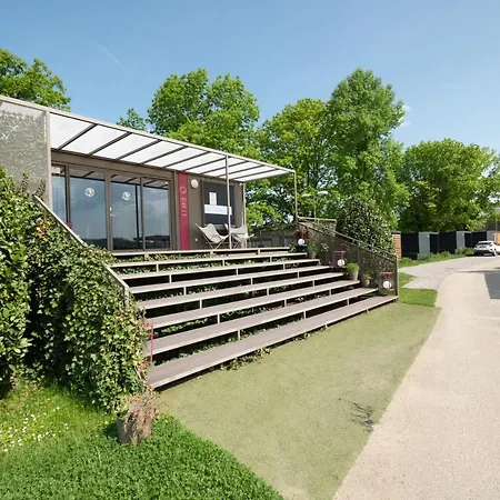 Sindi's Tiny House By Kolpa River