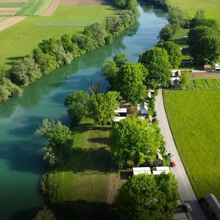 Sindi's Tiny House By Kolpa River Holiday home Metlika