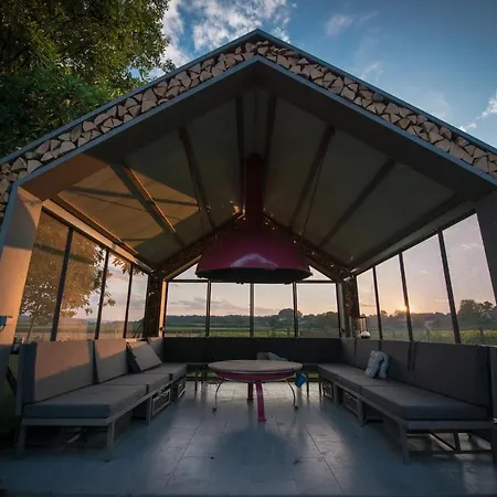 Sindi's Tiny House By Kolpa River Holiday home