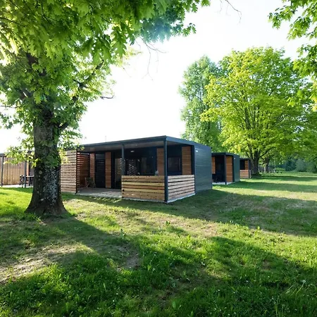Sindi's Tiny House By Kolpa River