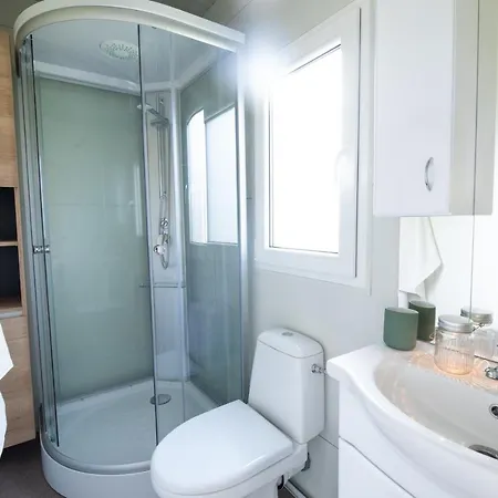 Holiday home Sindi's Tiny House By Kolpa River *